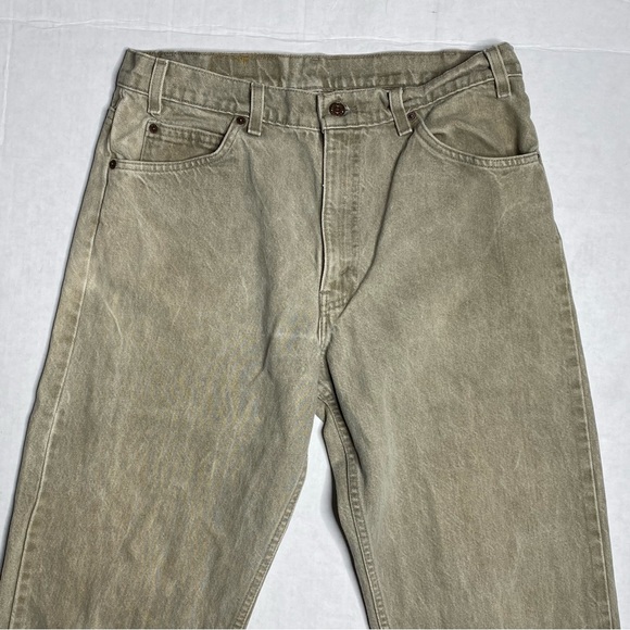 VTG 90’s Levi’s 550 Relaxed Fit Jeans - Picture 2 of 10